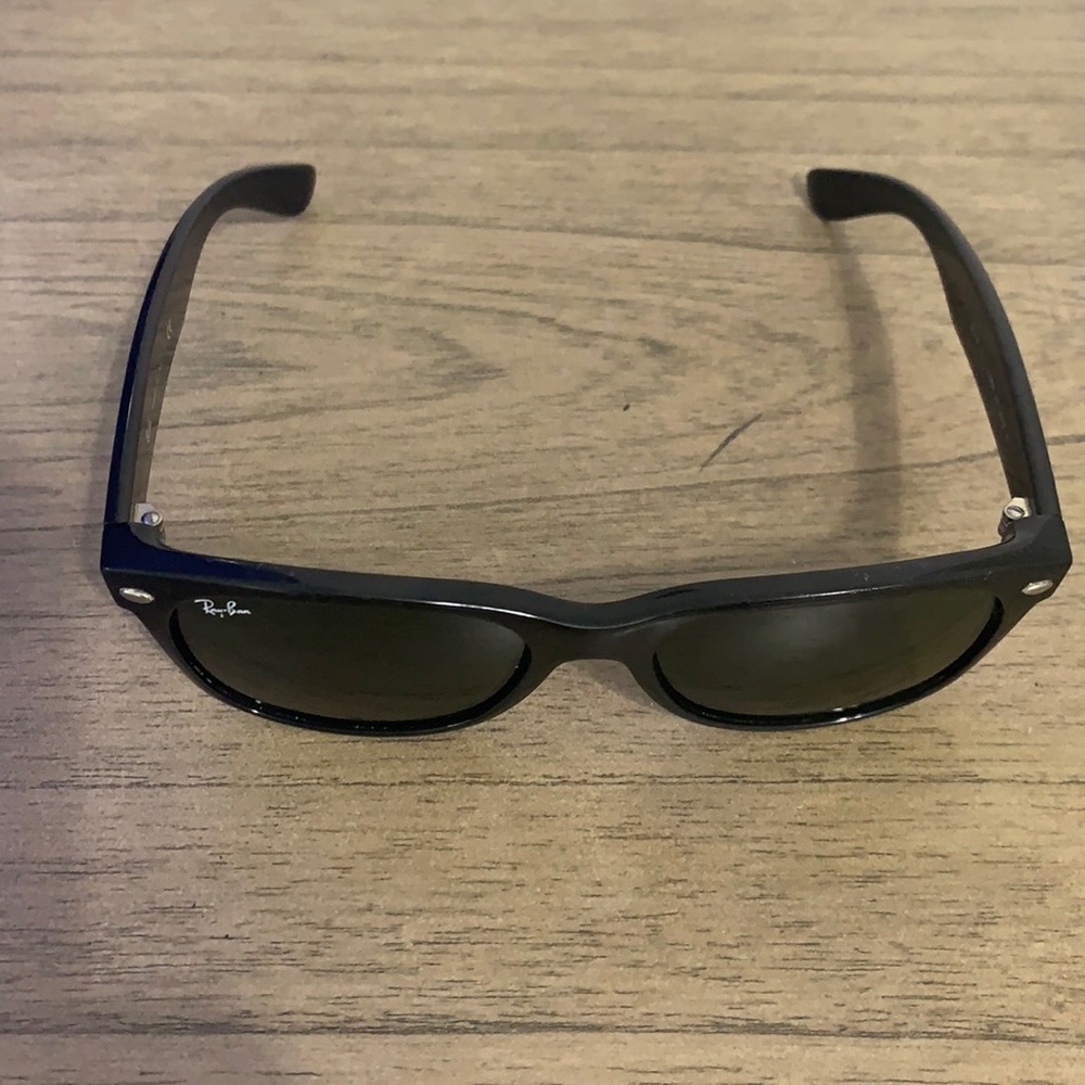 Classic Unisex Ray Ban Wayfarer Black